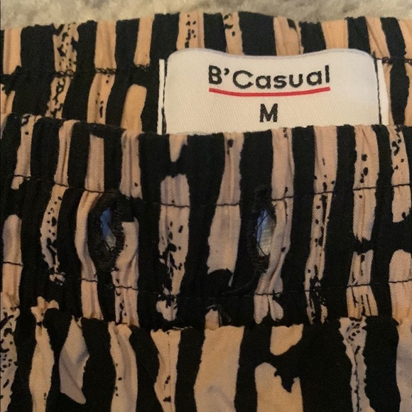 Stylish women’s Patterned Pants - Picture 5 of 7